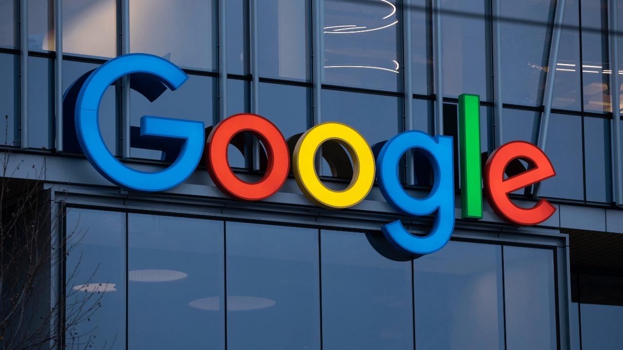 النساء في مجالات العلوم والتكنولوجيا والهندسة والرياضيات اليوم على google
